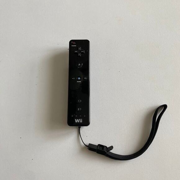 Red Nintendo Wii Mini Console 8GB Mario Kart Video Game Bundle Set - Picture 10 of 11